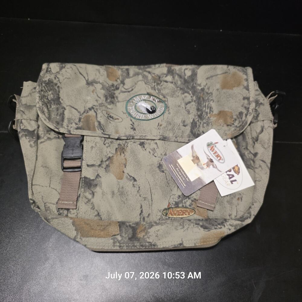 Avery Mack's Prairie Wings Natural Gear Camo Hunting Blind Shoulder Bag NWT